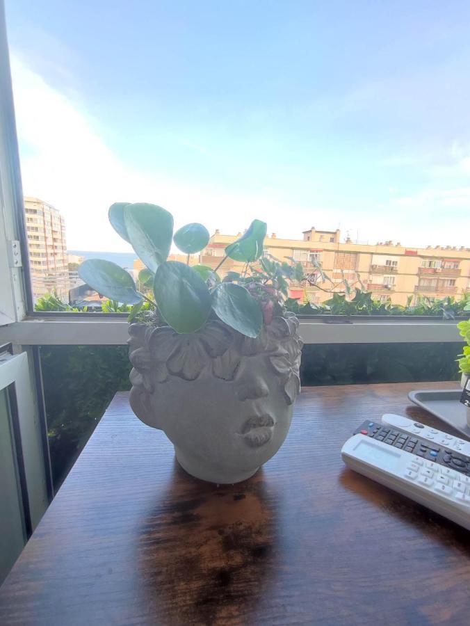 Casa Zoe - En Budha - Buenas Vibras! Edificio #lasnaciones Apartament Benalmádena